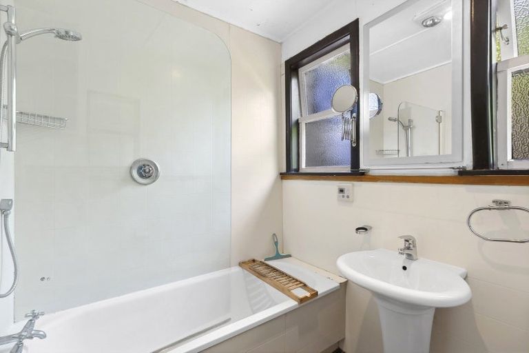 Photo of property in 7 Parry Crescent, Lake Hawea, Wanaka, 9382