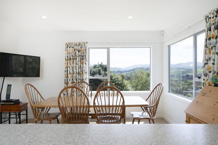 Photo of property in 27 Endeavour Drive, Whitby, Porirua, 5024