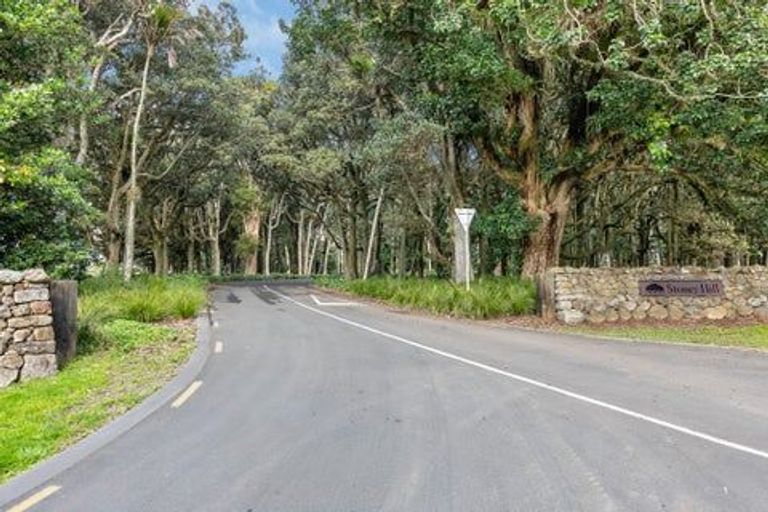 Photo of property in 29 Stoney Hill Road, Te Kamo, 0185