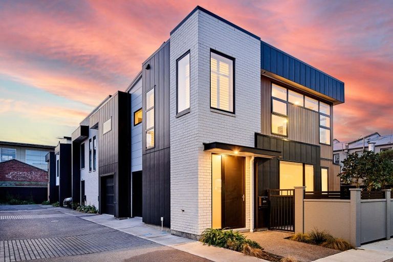 Photo of property in 8/39 Nelson Street, Petone, Lower Hutt, 5012