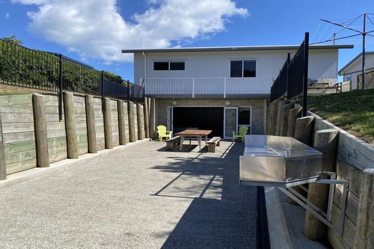 Photo of property in 1110 Abel Tasman Drive, Ligar Bay, Takaka, 7183