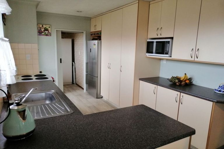 Photo of property in 26 Te Maru Place, Redwood, Christchurch, 8051