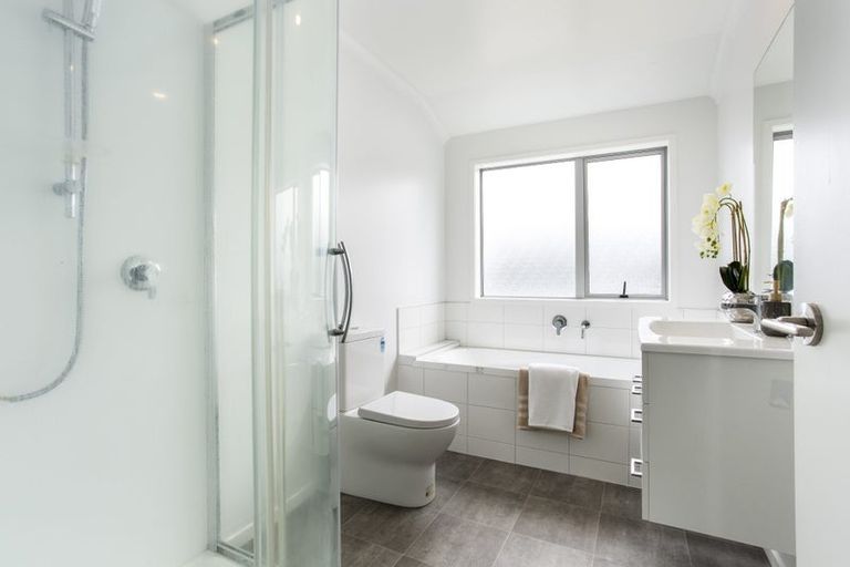 Photo of property in 89 Taikata Road, Te Atatu Peninsula, Auckland, 0610