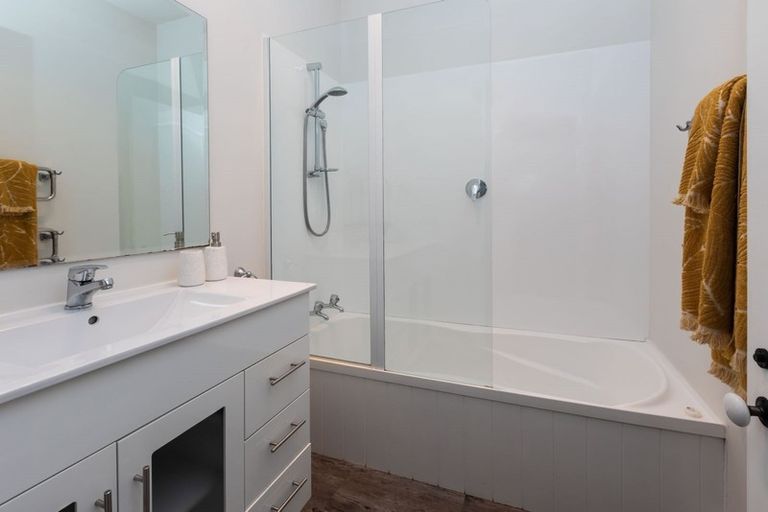 Photo of property in 60 Huxley Street, Sydenham, Christchurch, 8023