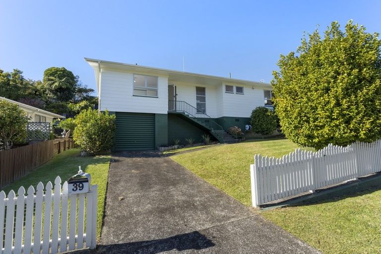 Photo of property in 39 Tavistock Street, Westown, New Plymouth, 4310