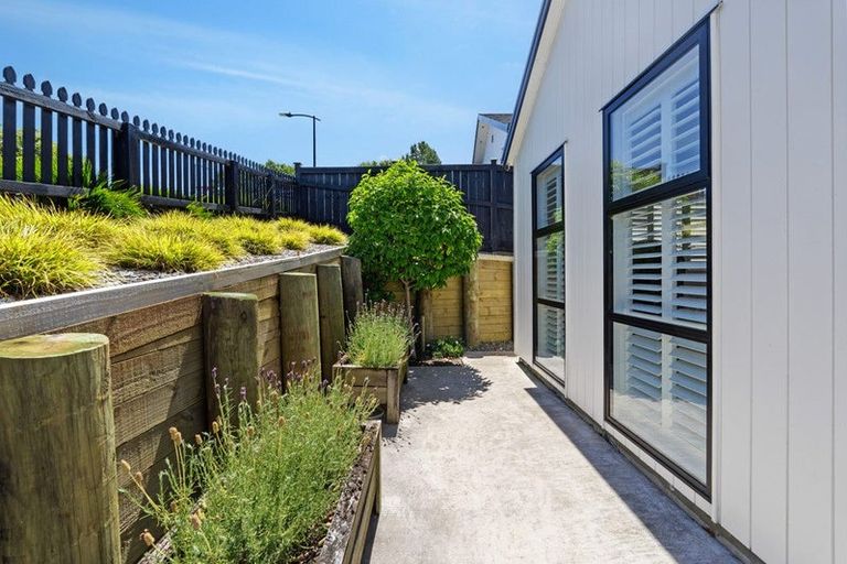 Photo of property in 3 Rockpool Road, Orewa, 0931