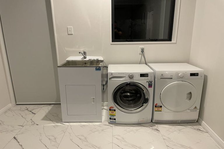 Photo of property in 3/20 Mountain Road, Mount Wellington, Auckland, 1072