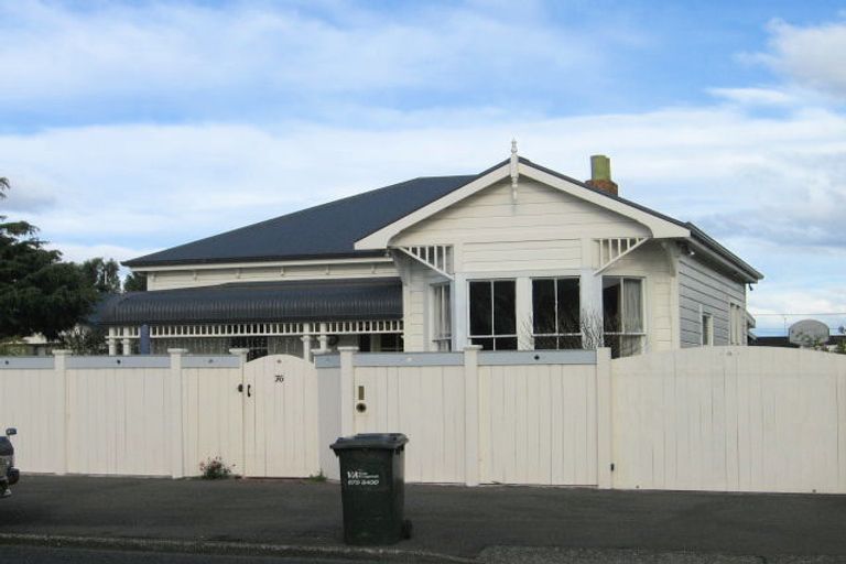 Photo of property in 76 Charles Street, Westshore, Napier, 4110