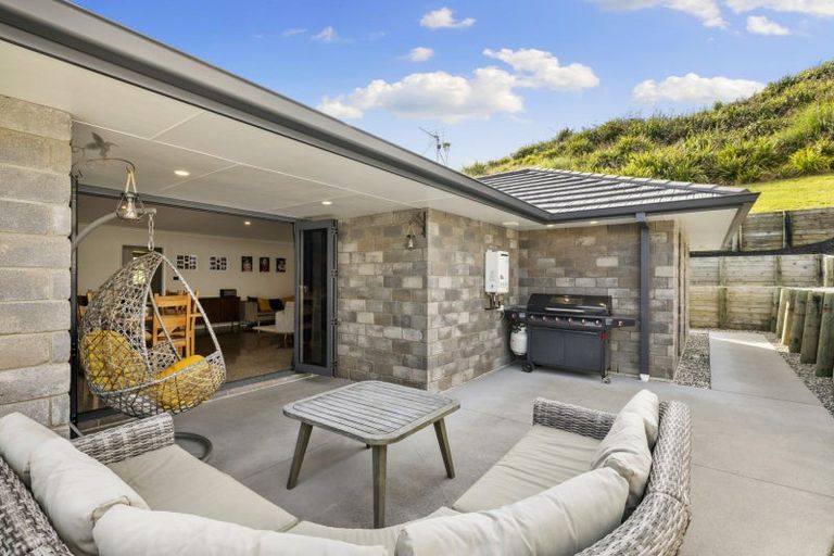 Photo of property in 9 Pumice Glade, Pyes Pa, Tauranga, 3112