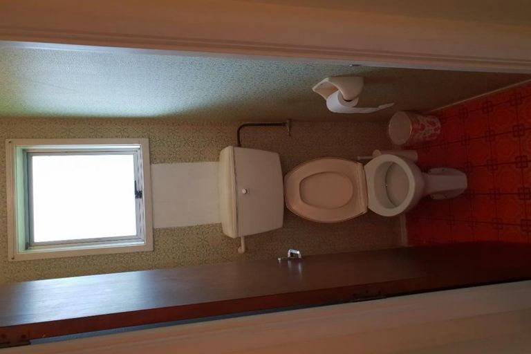 Photo of property in 18 St Catherine Crescent, West Harbour, Auckland, 0618