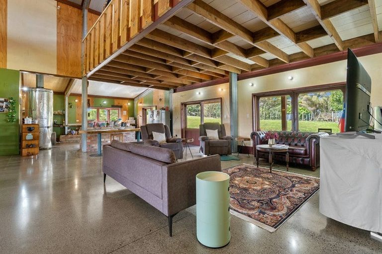 Photo of property in 56 Mcgregor Road, Clevedon, Papakura, 2582