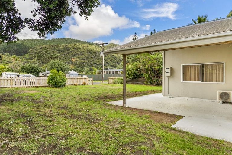 Photo of property in 1 Cordyline Road, Port Waikato, Tuakau, 2695
