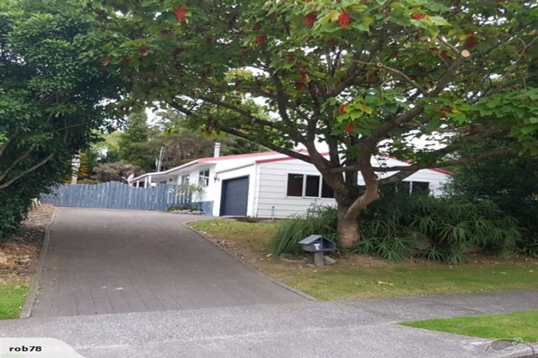 Photo of property in 76 Resolution Road, Welcome Bay, Tauranga, 3112