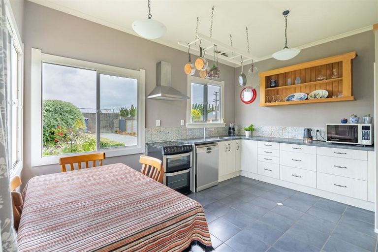 Photo of property in 4 Hull Street, Riversdale, 9776