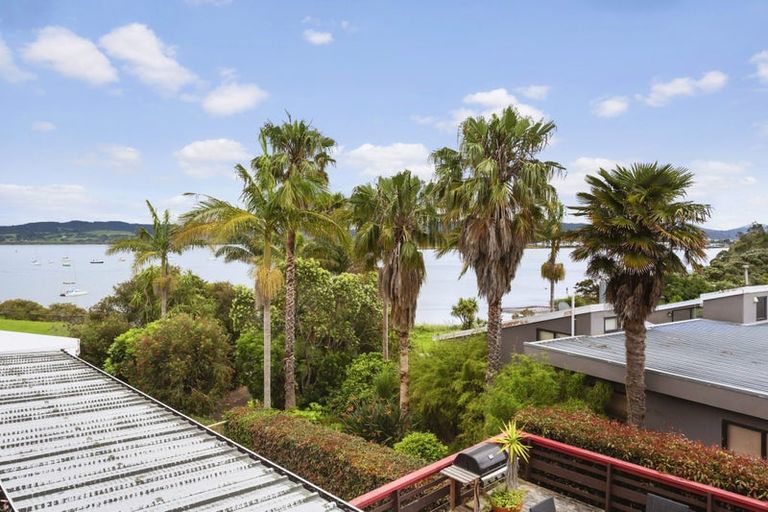 Photo of property in 16a Pah Road, Onerahi, Whangarei, 0110