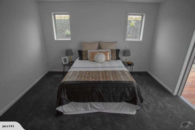 Photo of property in 68 Stace Hopper Drive, One Tree Point, 0118