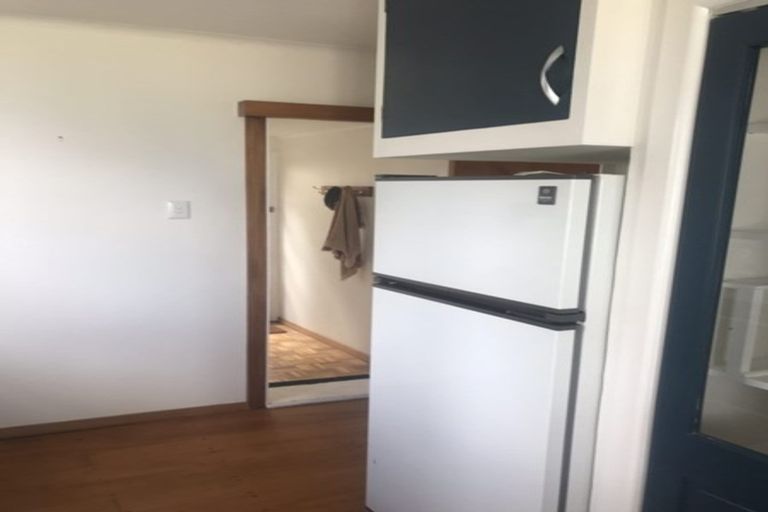 Photo of property in 53 London Road, Korokoro, Lower Hutt, 5012