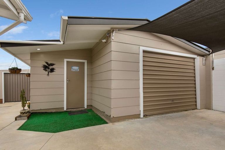 Photo of property in 24 Tawhara Place, Edgecumbe, 3120