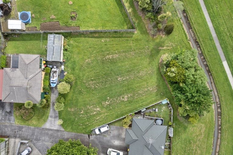 Photo of property in 50d Mirrabooka Avenue, Botany Downs, Auckland, 2010