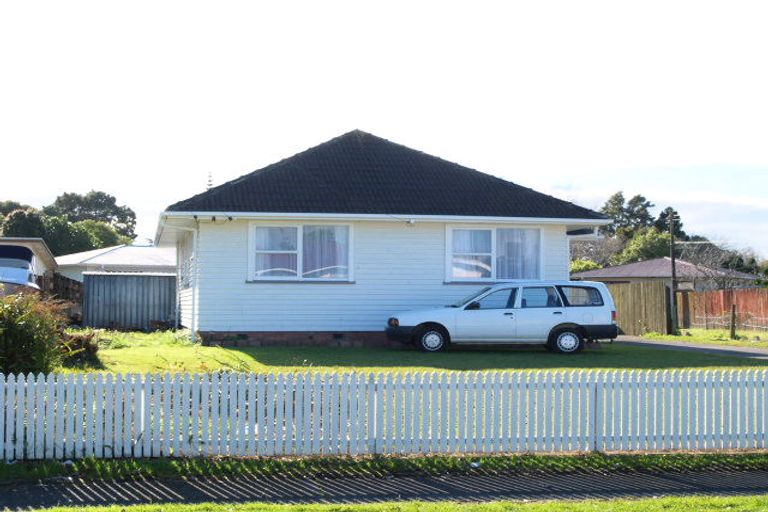 Photo of property in 5 Cheviot Street, Mangere East, Auckland, 2024