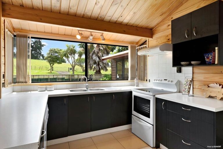 Photo of property in 5 Nyssa Place, Totara Heights, Auckland, 2105