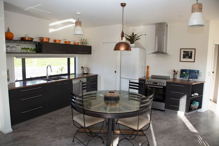 Photo of property in 15 Clemett Court, Kaikoura Flat, Kaikoura, 7371