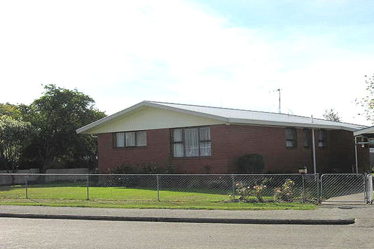 Photo of property in 3 Hillary Street, Waimate, 7924