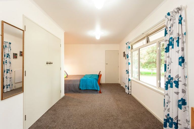 Photo of property in 206 Thornton Road, Cambridge, 3434