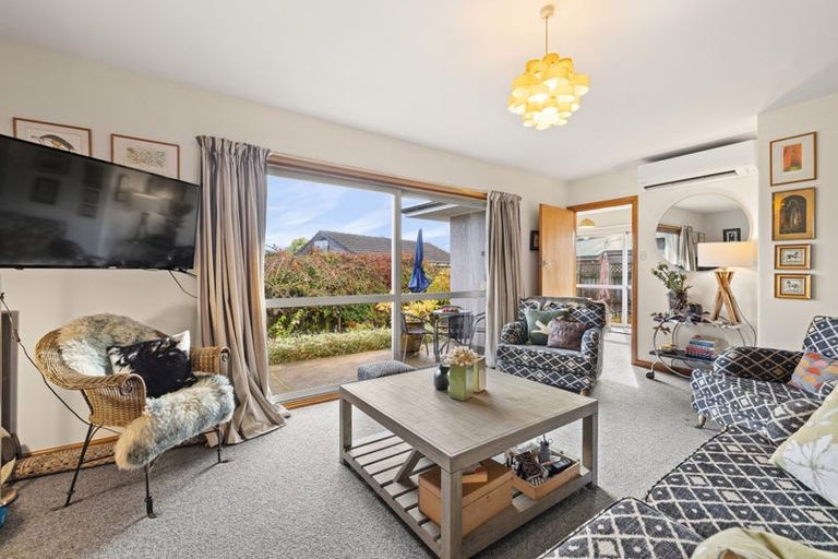 Photo of property in 11 Deloraine Street, Somerfield, Christchurch, 8024