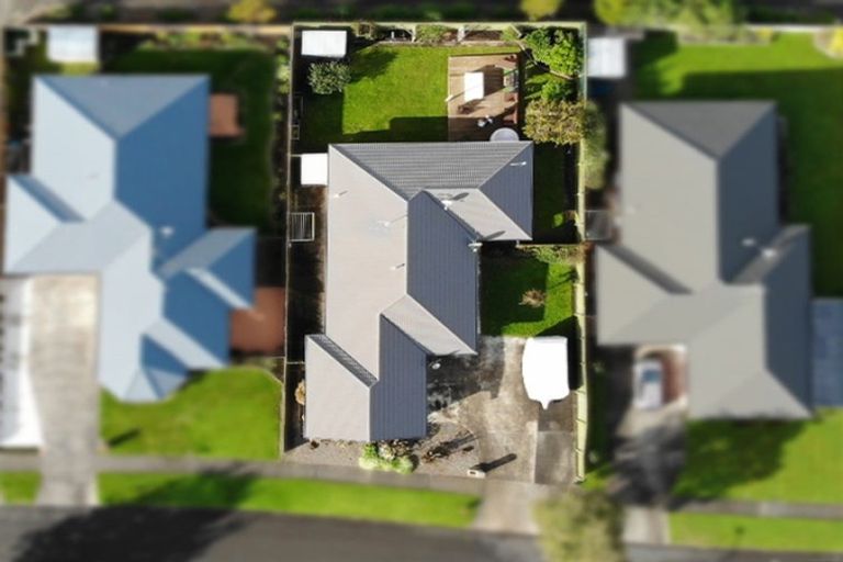 Photo of property in 47 Parnell Heights Drive, Kelvin Grove, Palmerston North, 4414