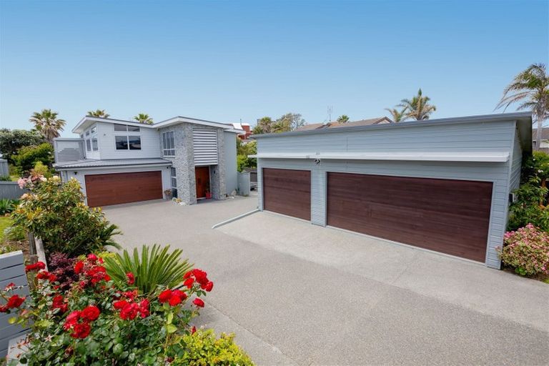 Photo of property in 145 Karewa Parade, Papamoa Beach, Papamoa, 3118