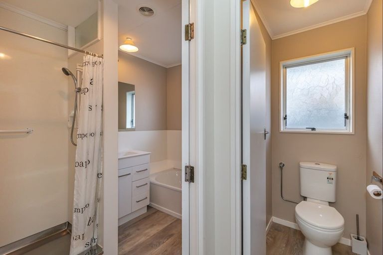 Photo of property in 44 Durham Street, Levin, 5510