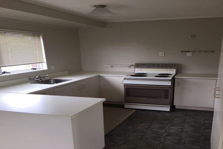 Photo of property in 6 Tupelo Street, Pukete, Hamilton, 3200