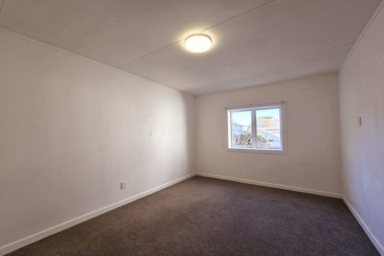 Photo of property in 60 Seafront Road, Castlecliff, Whanganui, 4501