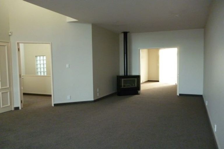 Photo of property in 427 Marine Parade, Napier South, Napier, 4110