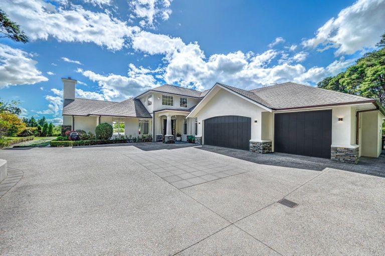 Photo of property in 1 Pearson Road, Whitford, Howick, 2571