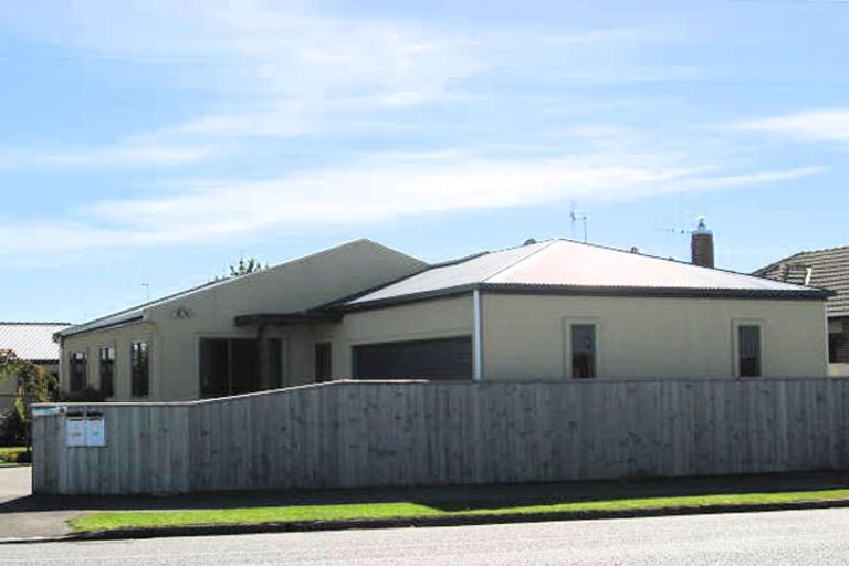 Photo of property in 2/359 Wai-iti Road, Glenwood, Timaru, 7910