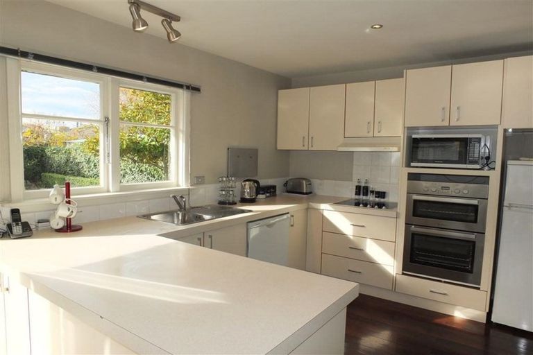 Photo of property in 5 Fitzroy Place, Bishopdale, Christchurch, 8053