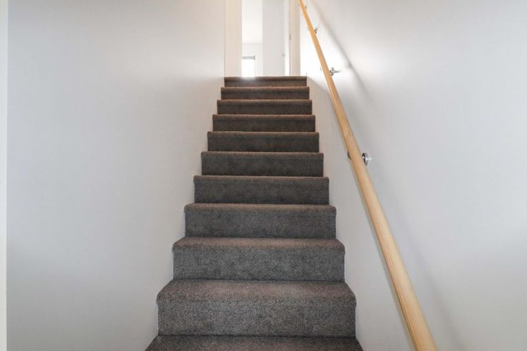 Photo of property in 14 Te Ara O Papatahi, Wainuiomata, Lower Hutt, 5014