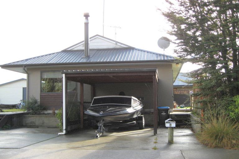 Photo of property in 2 Kawarau Place, Frankton, Queenstown, 9300
