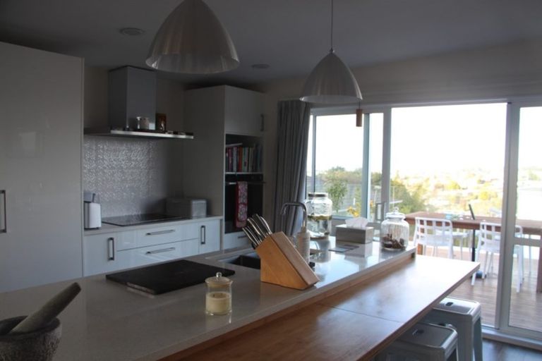 Photo of property in 76 Sunrise Avenue, Mairangi Bay, Auckland, 0630