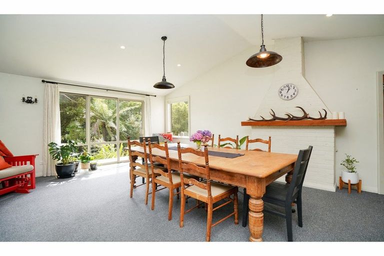 Photo of property in 32 Rakiura Parade, Otatara, Invercargill, 9879