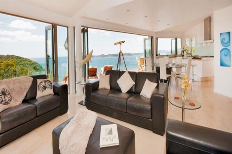 Photo of property in 37 Russell Heights, Russell, 0202