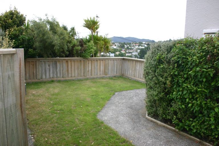 Photo of property in 2 Rodney Street, Northland, Wellington, 6012