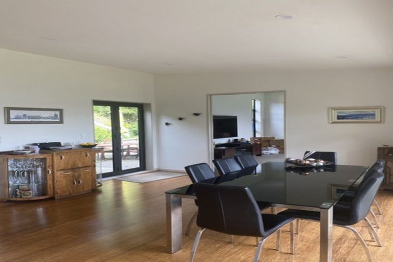 Photo of property in 173 Bing Lucas Drive, Tawa, Wellington, 5028