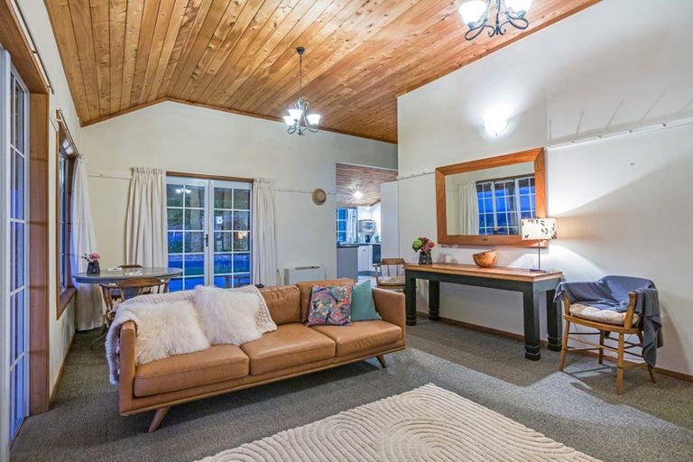 Photo of property in 17 Kea Street, Waikanae, 5036