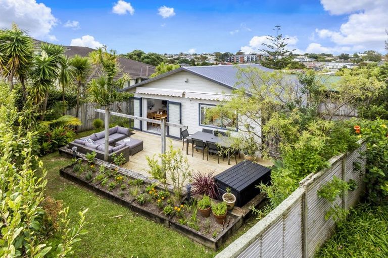 Photo of property in 1/12b Coronation Street, Belmont, Auckland, 0622