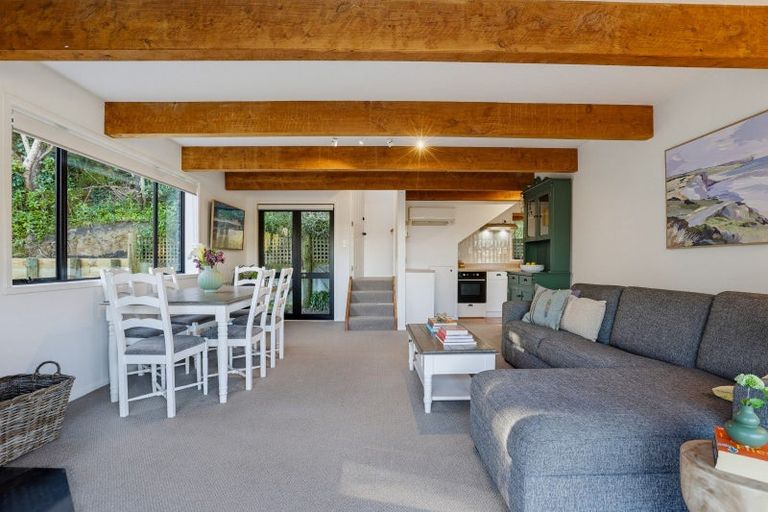 Photo of property in 6888e Christchurch Akaroa Road, Takamatua, 7581