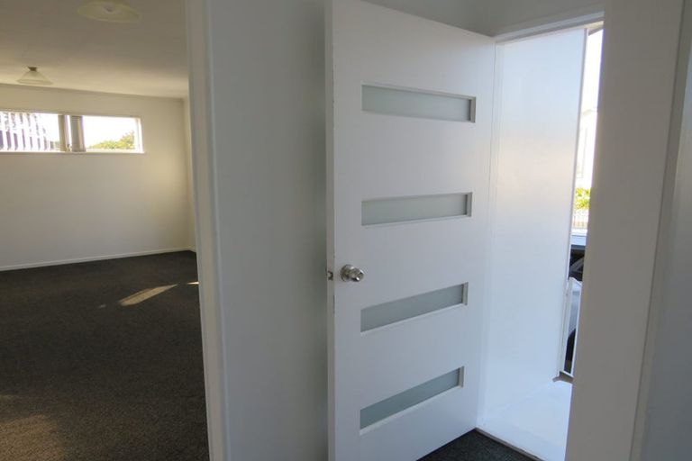 Photo of property in 3 Carbery Place, Manurewa, Auckland, 2102