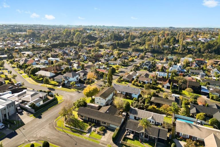 Photo of property in 16 Wilfred Street, St Andrews, Hamilton, 3200